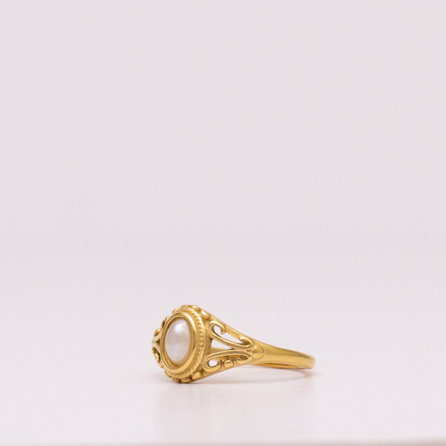 Pearl Ring
